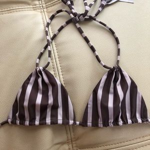 Acacia cannons top in upper east side - XS